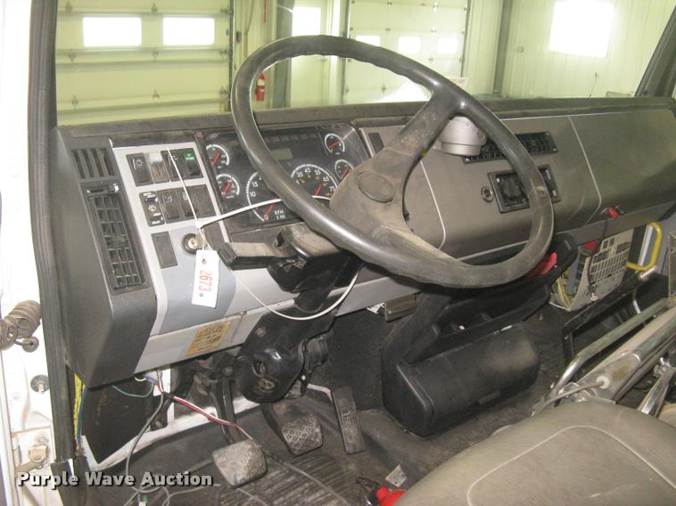 image for item L3925 2003 Freightliner FL70 service truck