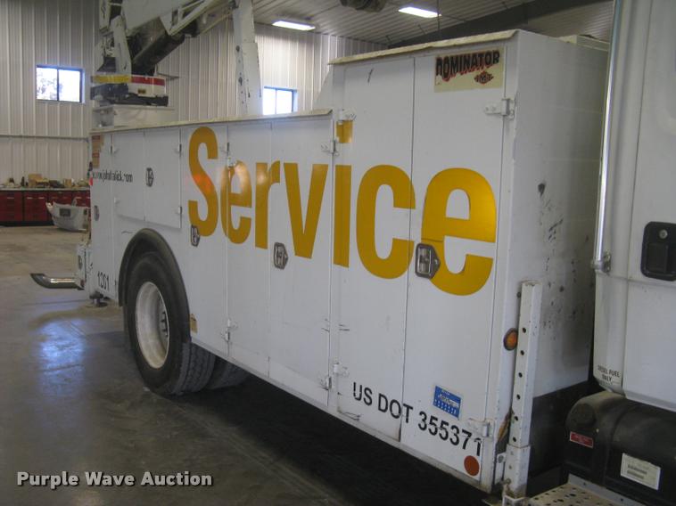 image for item L3925 2003 Freightliner FL70 service truck