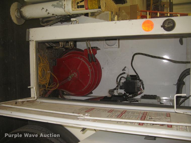 image for item L3925 2003 Freightliner FL70 service truck