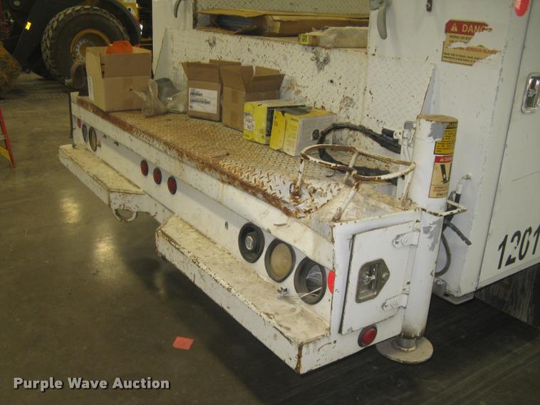 image for item L3925 2003 Freightliner FL70 service truck