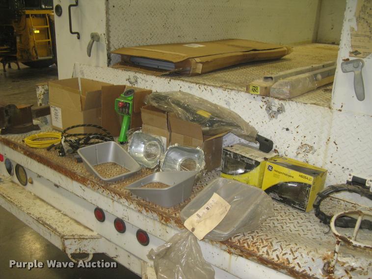 image for item L3925 2003 Freightliner FL70 service truck