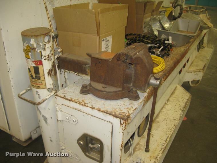 image for item L3925 2003 Freightliner FL70 service truck