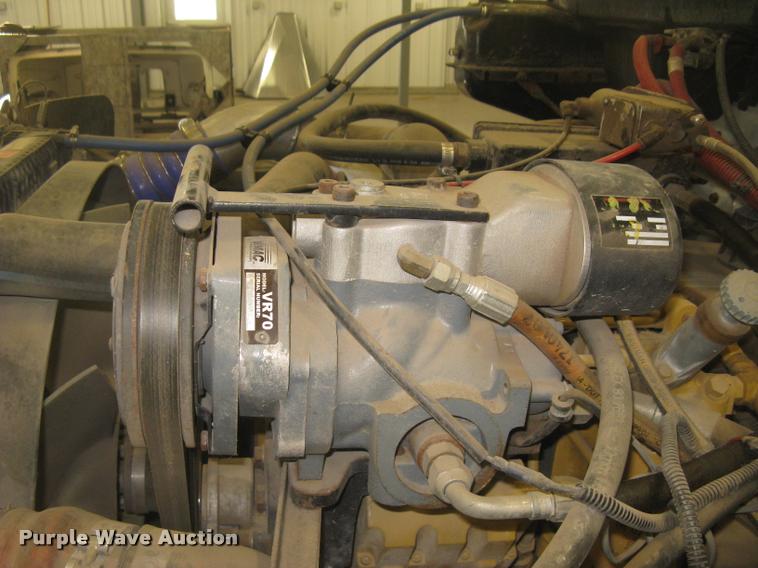 image for item L3925 2003 Freightliner FL70 service truck