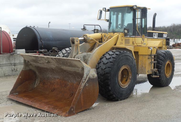 image for item L4674 1998 Caterpillar 966F wheel loader