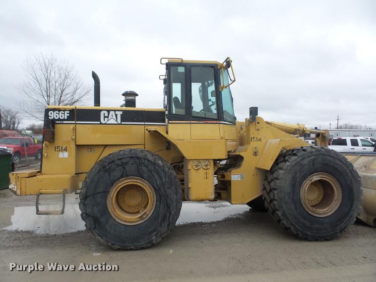 image for item L4674 1998 Caterpillar 966F wheel loader