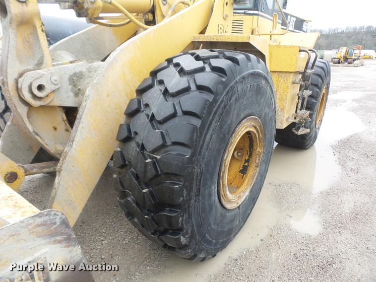 image for item L4674 1998 Caterpillar 966F wheel loader