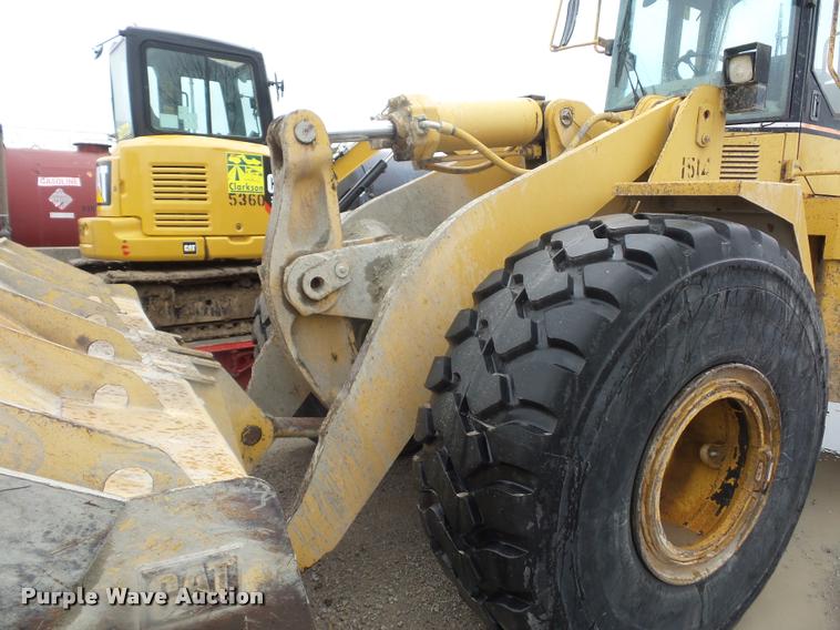 image for item L4674 1998 Caterpillar 966F wheel loader