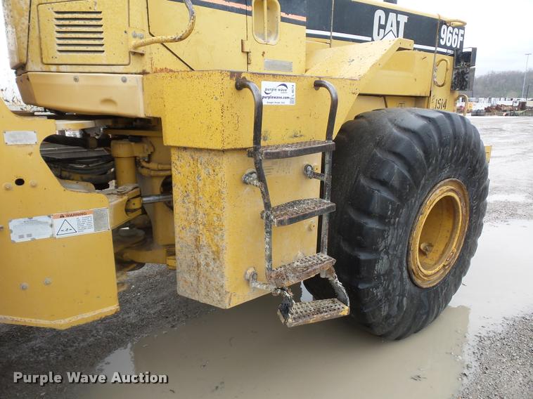 image for item L4674 1998 Caterpillar 966F wheel loader