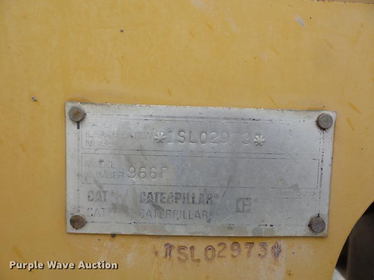 image for item L4674 1998 Caterpillar 966F wheel loader