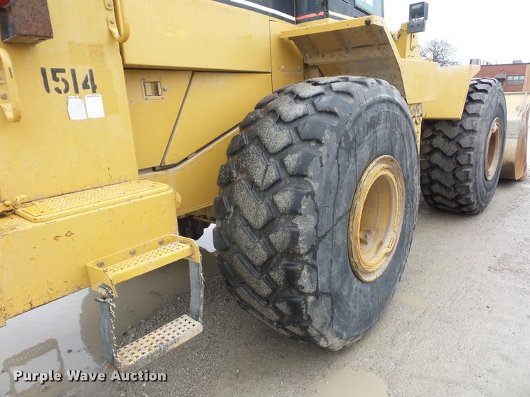 image for item L4674 1998 Caterpillar 966F wheel loader