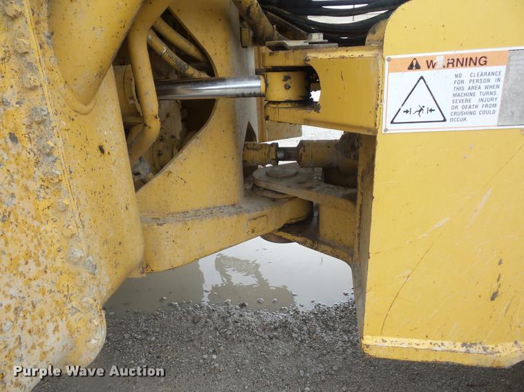 image for item L4674 1998 Caterpillar 966F wheel loader