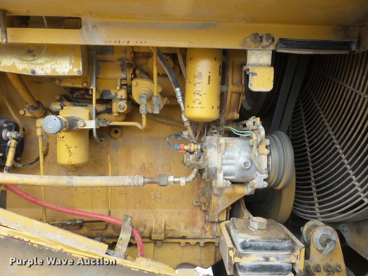 image for item L4674 1998 Caterpillar 966F wheel loader