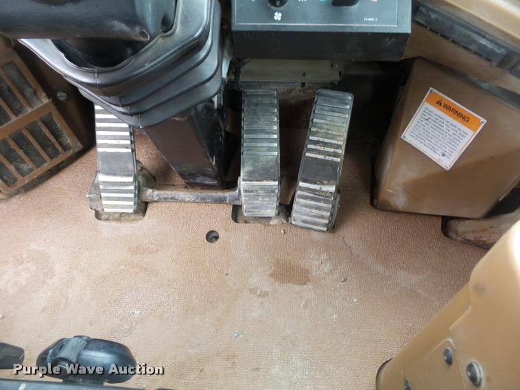 image for item L4674 1998 Caterpillar 966F wheel loader