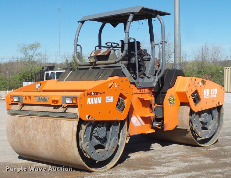 image for item L4697 Hamm HD120 double drum vibratory roller