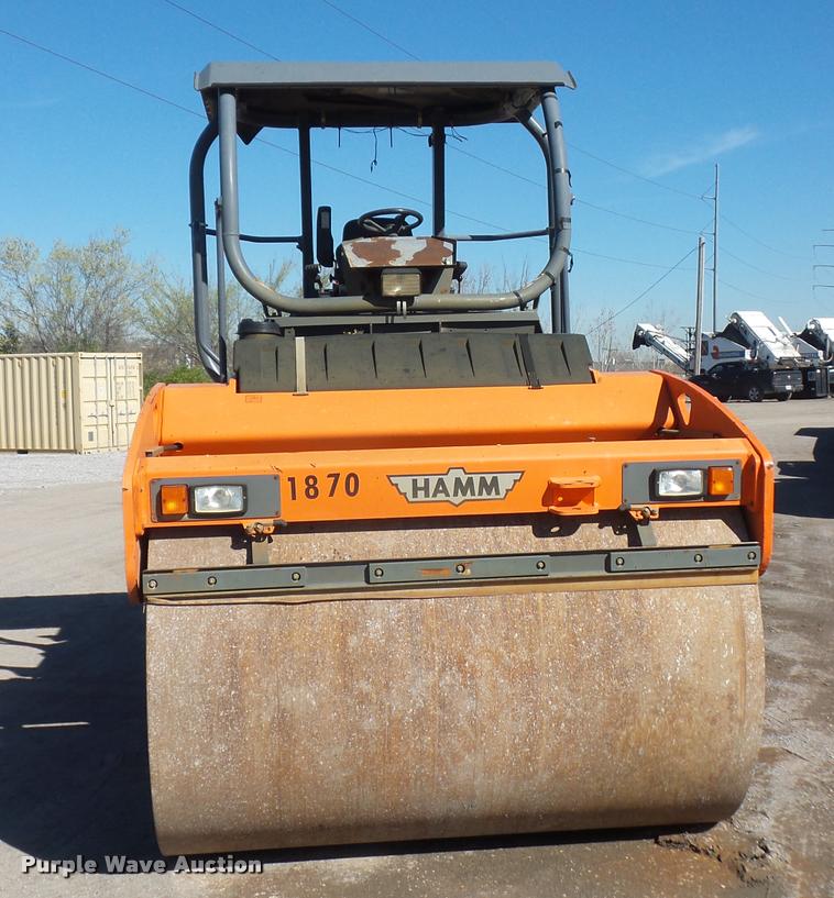 image for item L4697 Hamm HD120 double drum vibratory roller