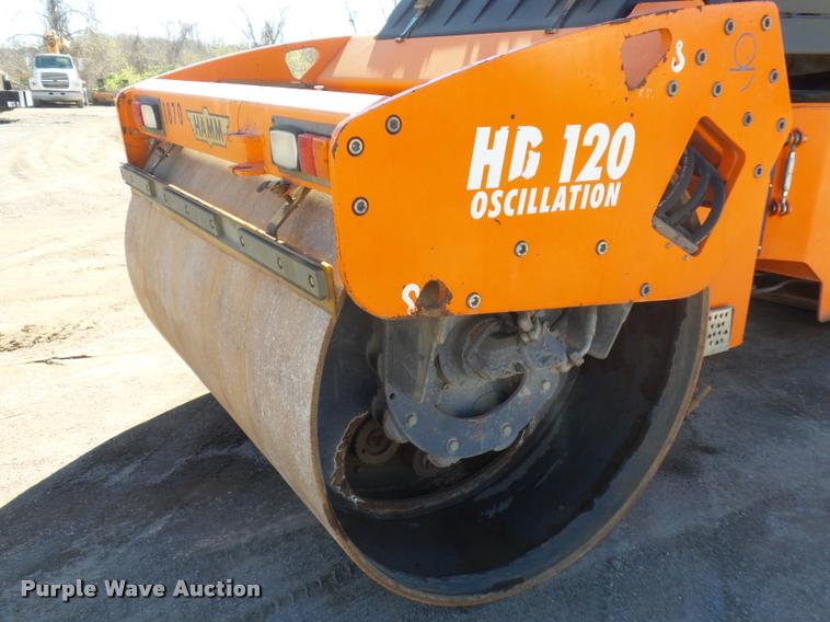 image for item L4697 Hamm HD120 double drum vibratory roller
