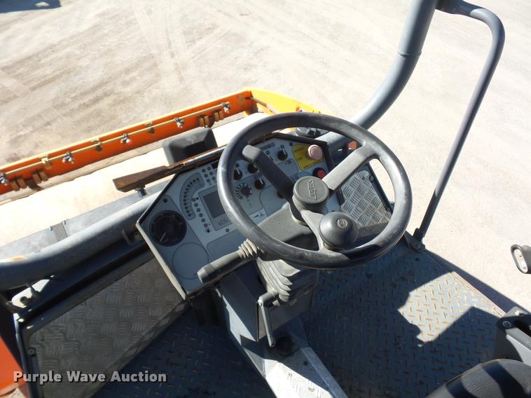 image for item L4697 Hamm HD120 double drum vibratory roller