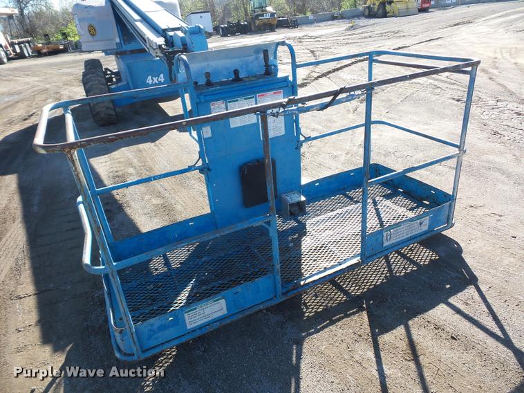 image for item L4702 2002 Genie S-65 boom lift