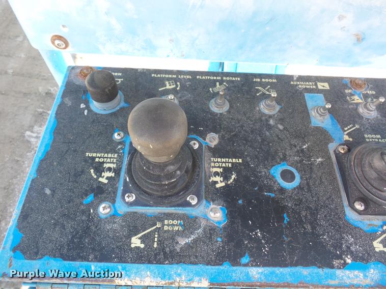 image for item L4702 2002 Genie S-65 boom lift