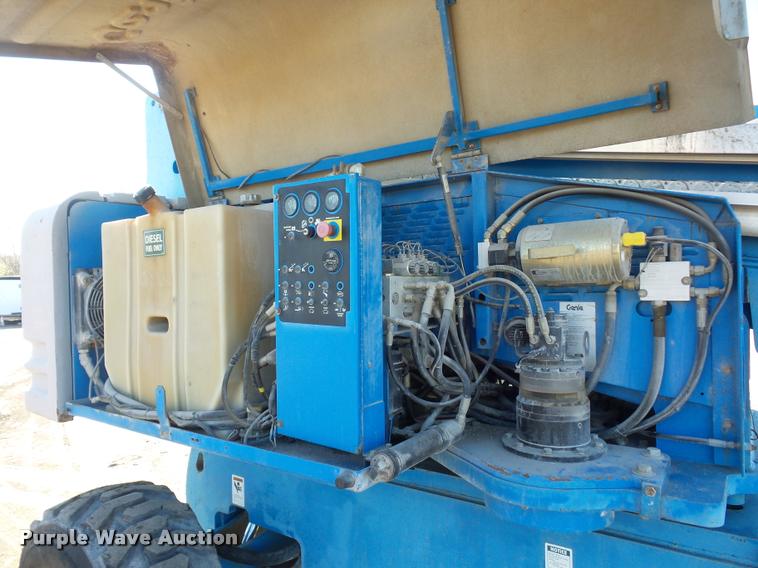 image for item L4702 2002 Genie S-65 boom lift