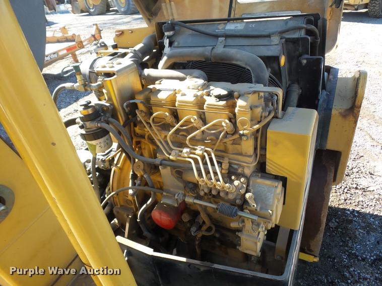 image for item L4704 Caterpillar CB334E double drum vibratory roller