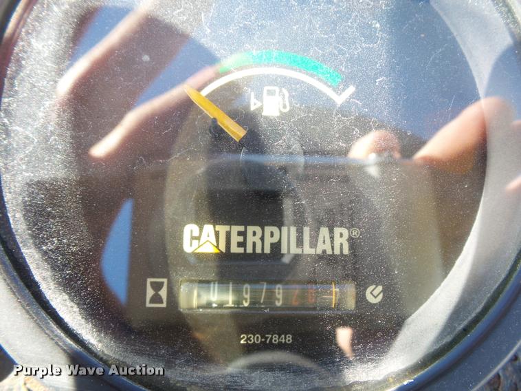 image for item L4704 Caterpillar CB334E double drum vibratory roller