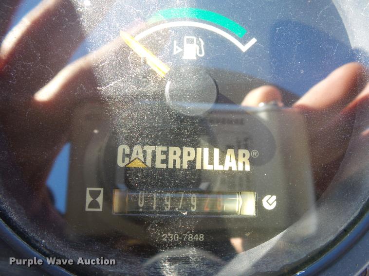 image for item L4704 Caterpillar CB334E double drum vibratory roller