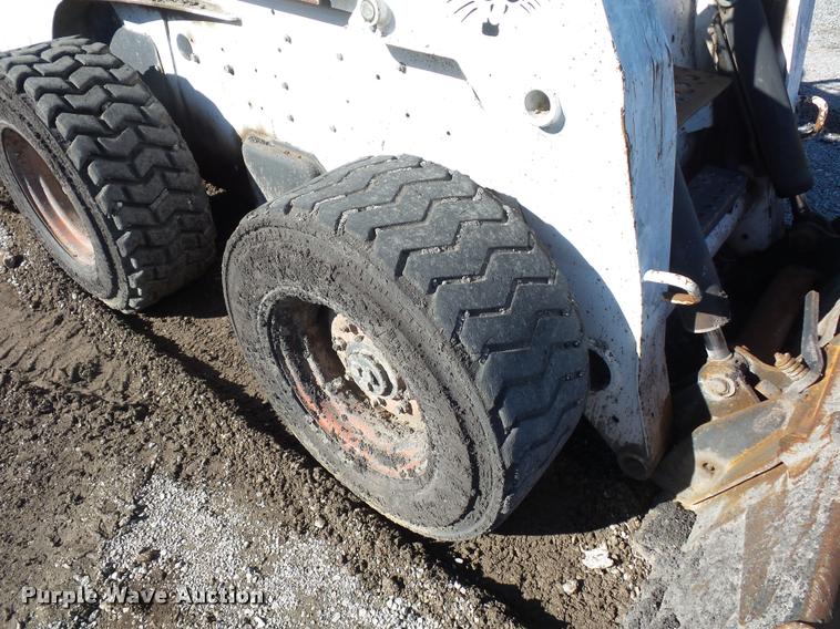 image for item L4707 2009 Bobcat S250 skid steer