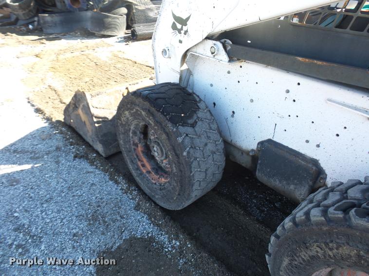 image for item L4707 2009 Bobcat S250 skid steer