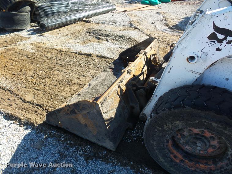 image for item L4707 2009 Bobcat S250 skid steer