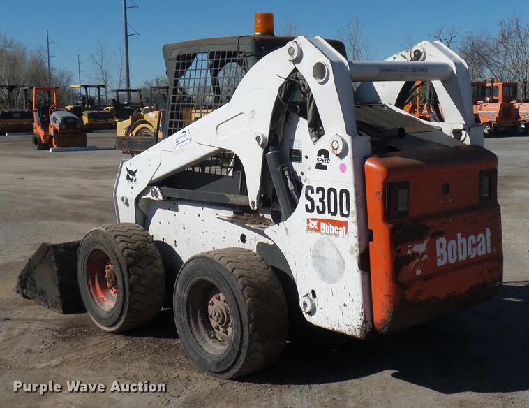 image for item L4709 2008 Bobcat S300 skid steer
