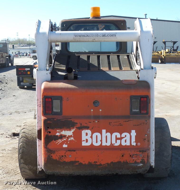 image for item L4709 2008 Bobcat S300 skid steer