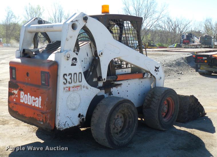 image for item L4709 2008 Bobcat S300 skid steer