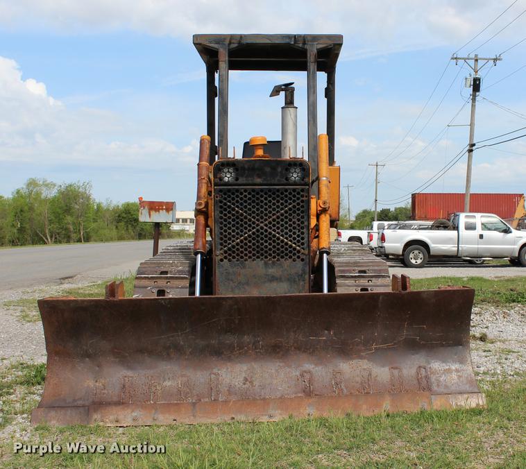 image for item L4987 1974 Case 450 dozer
