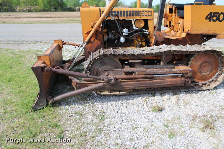 image for item L4987 1974 Case 450 dozer