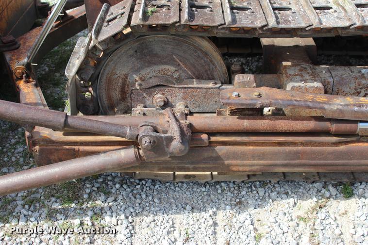 image for item L4987 1974 Case 450 dozer