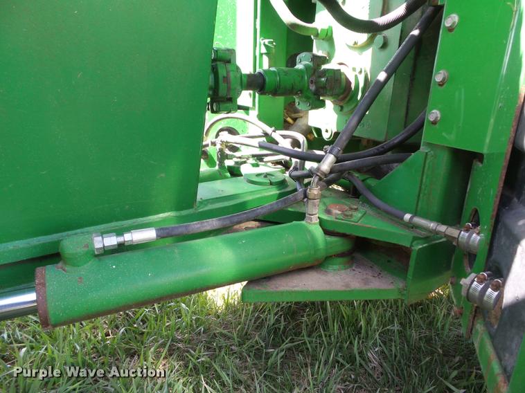 image for item CB9966 1992 John Deere 8560 4WD tractor