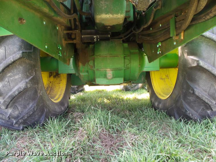 image for item CB9966 1992 John Deere 8560 4WD tractor