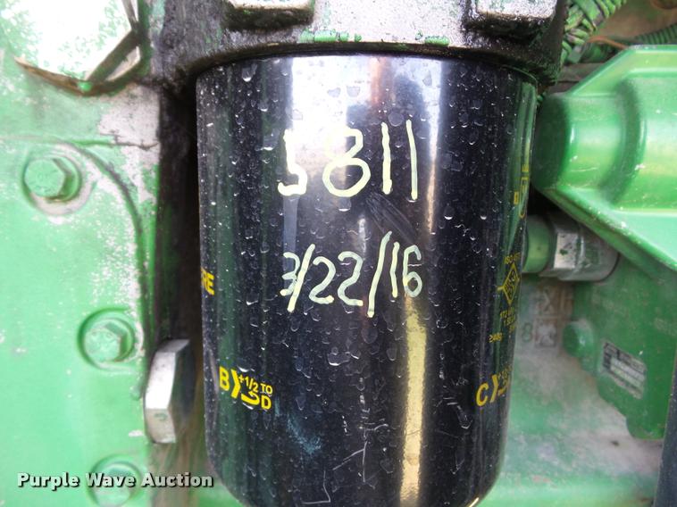 image for item CB9966 1992 John Deere 8560 4WD tractor