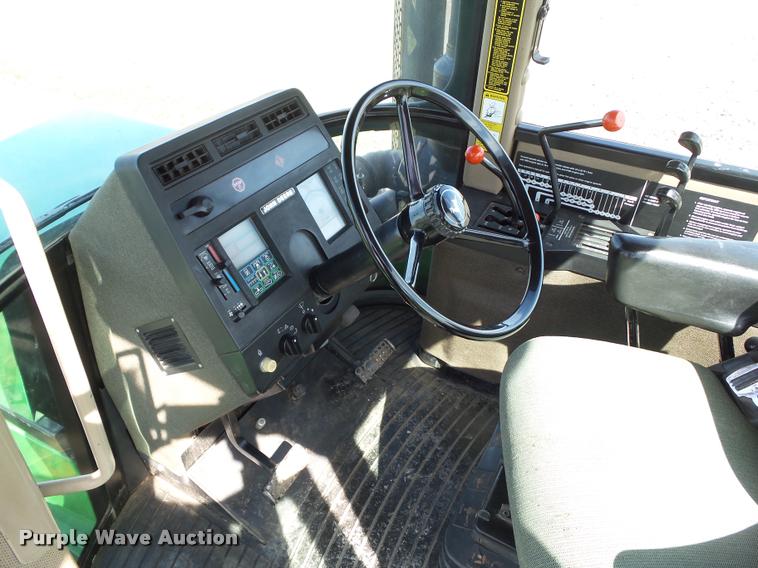 image for item CB9966 1992 John Deere 8560 4WD tractor