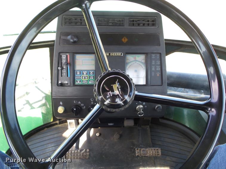 image for item CB9966 1992 John Deere 8560 4WD tractor