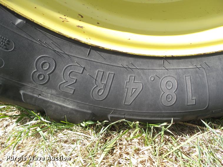 image for item CB9966 1992 John Deere 8560 4WD tractor