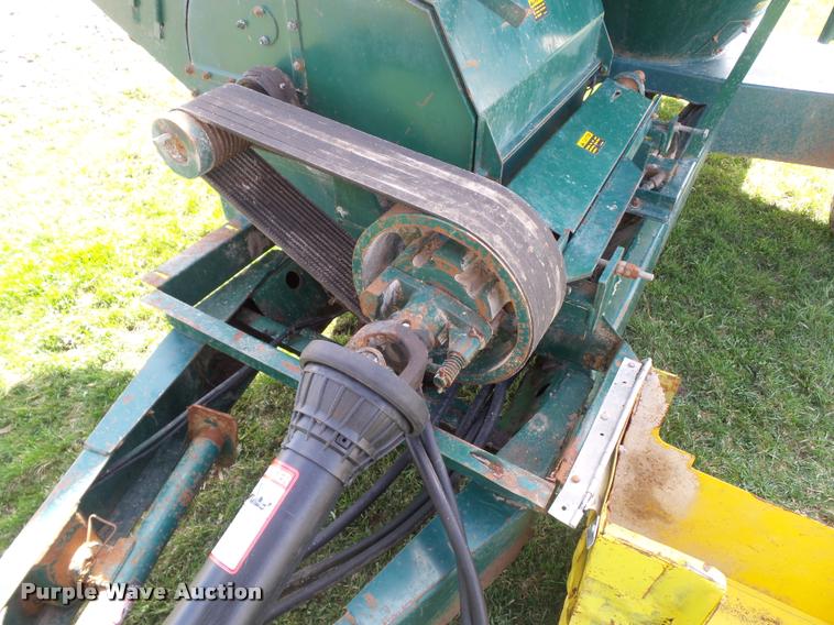 ArtsWay 500 feed grinder/mixer in Winterset, IA Item CB9968 sold Purple Wave