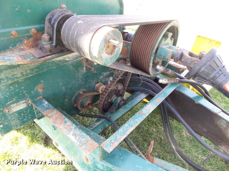 image for item CB9968 Arts-Way 500 feed grinder/mixer