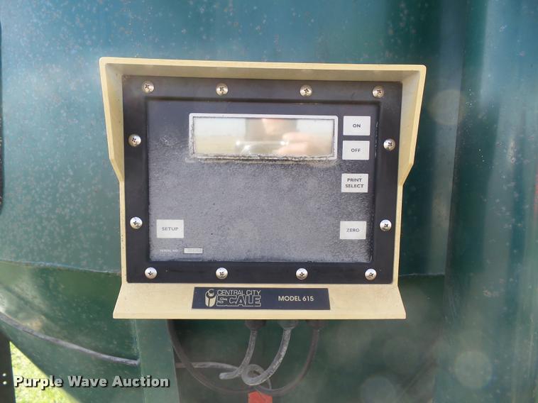 image for item CB9968 Arts-Way 500 feed grinder/mixer