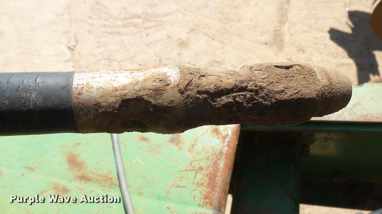 image for item DA0472 John Deere 7000 planter