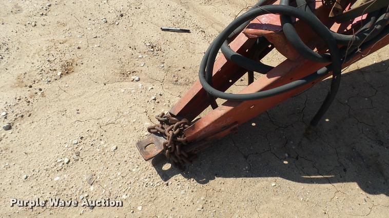 image for item DA0473 International 400 planter