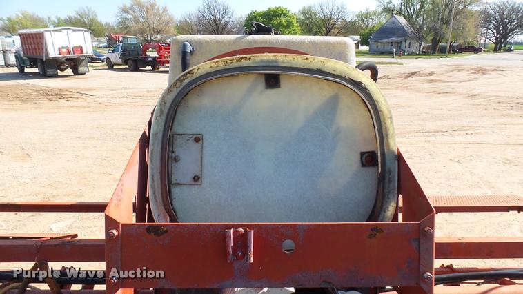 image for item DA0473 International 400 planter