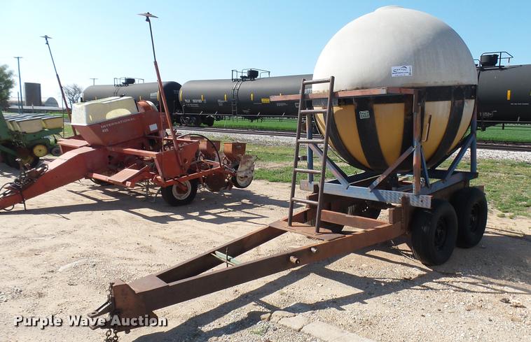 image for item DA0474 Nurse tank trailer