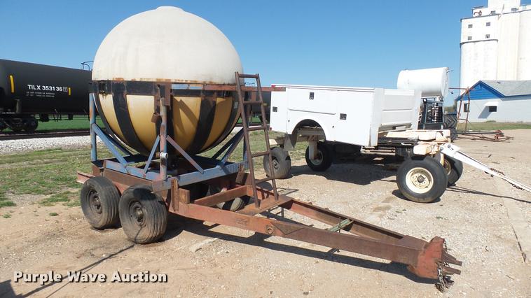 image for item DA0474 Nurse tank trailer